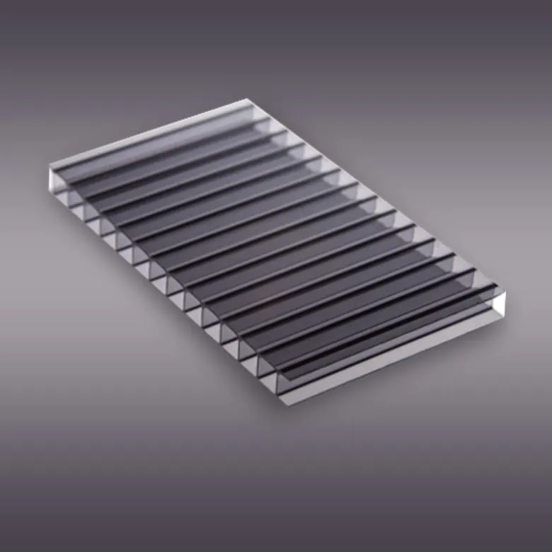 Chapa de policarbonato alveolar fumê, 2.100 × 6.000 mm, 6 mm de espessura